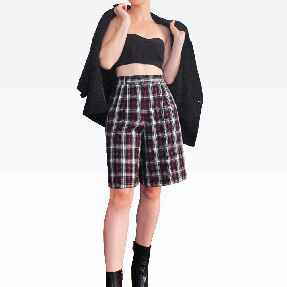 Vintage • Talbots • size 8‎ • 90s plaid wool bermuda shorts